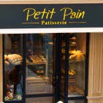 Petit Pain Patisserrie - Cafe